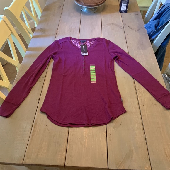 Eddie Bauer Purple Thermal Henley Top in Large - Picture 3 of 11